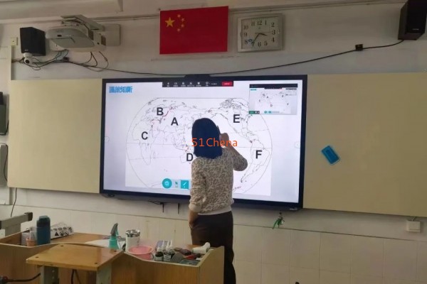 老師說 - 海信智慧黑板打造交互式智慧課堂，為教育插上騰飛的翅膀